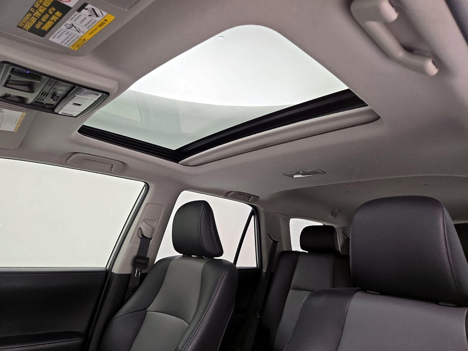 Sunroof(s) & Overhead Airbags