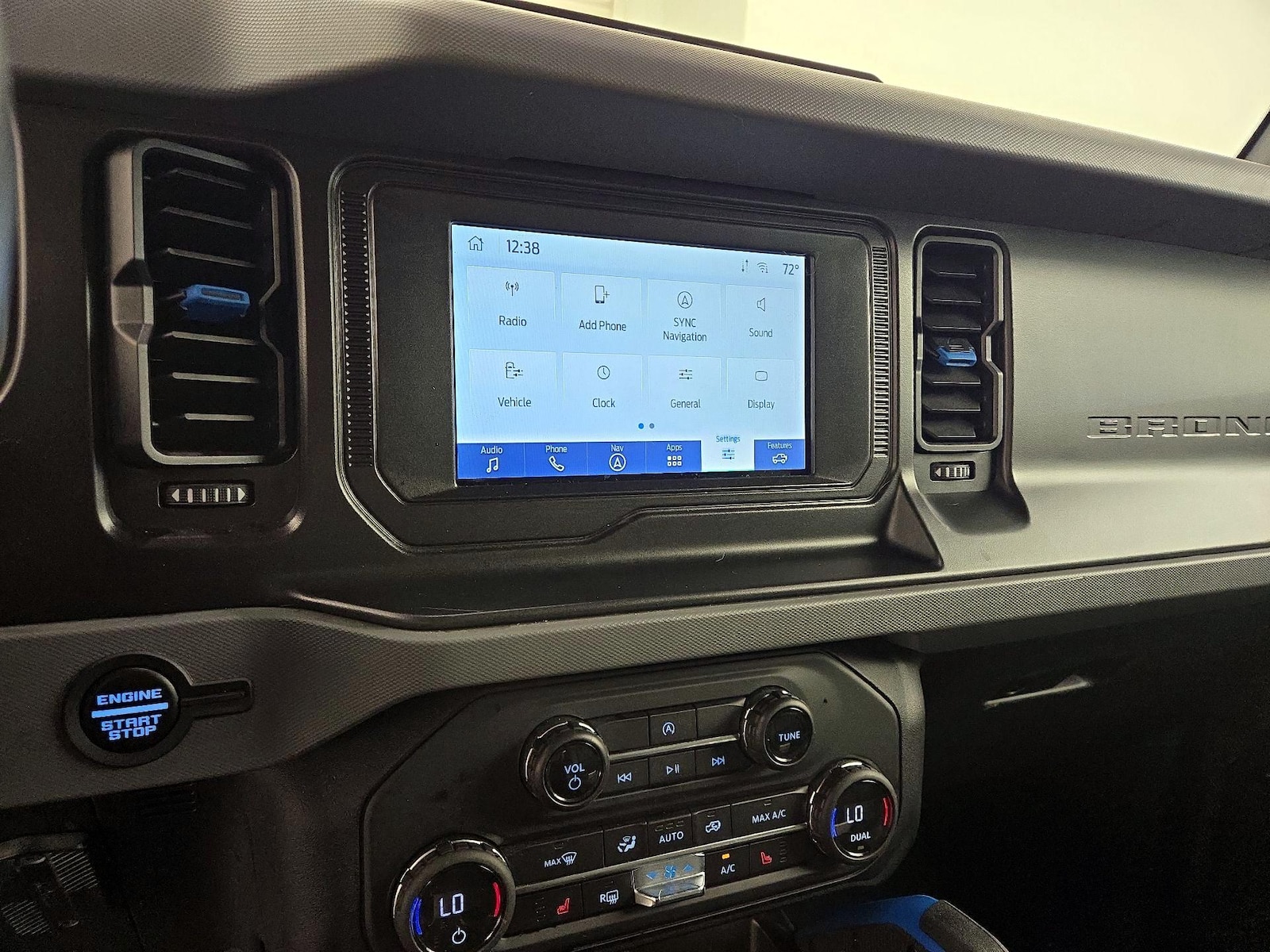 2023 Ford Bronco Black Diamond, photo 18