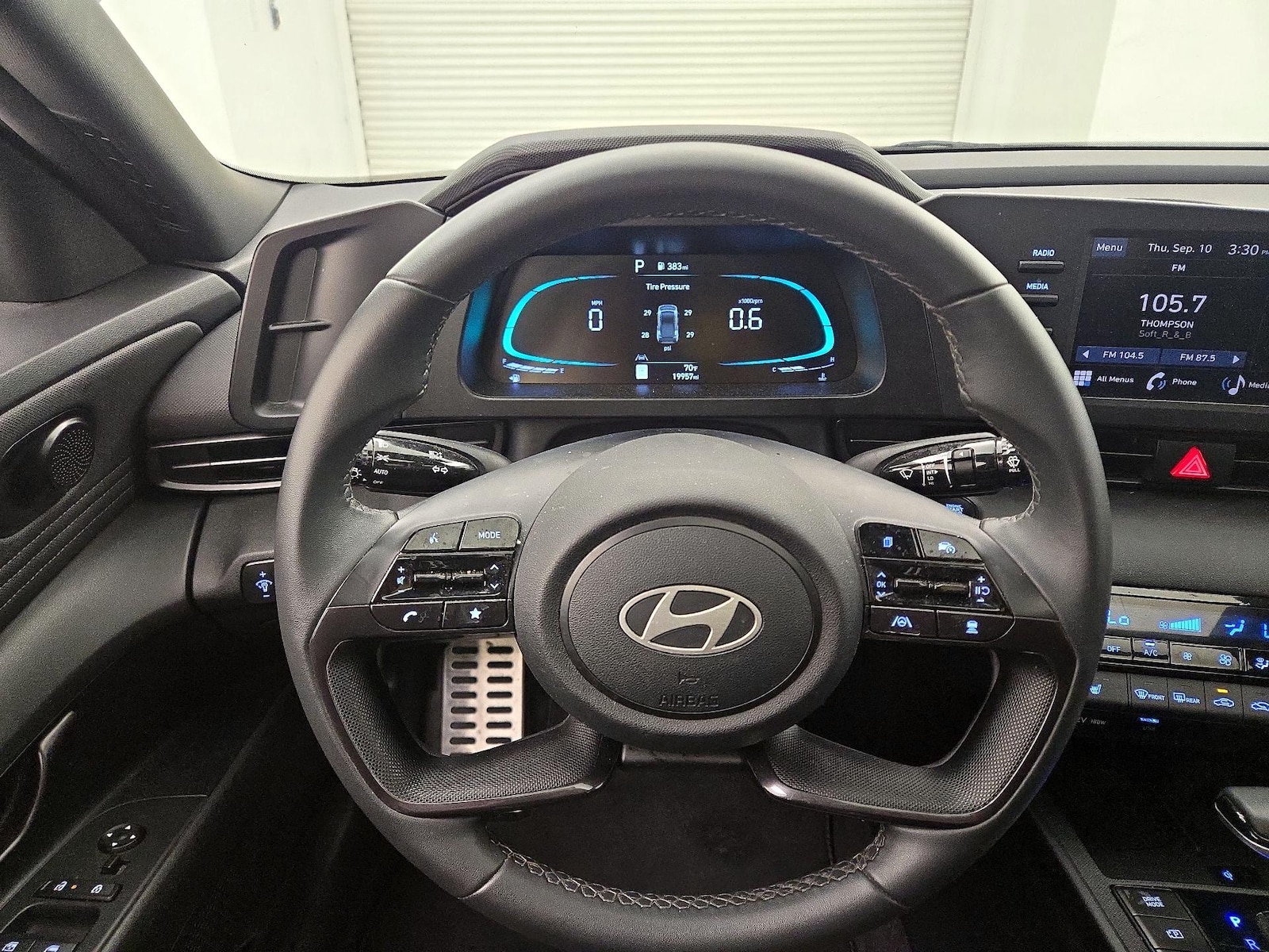2026 Hyundai Elantra SEL Sport Premium, photo 11