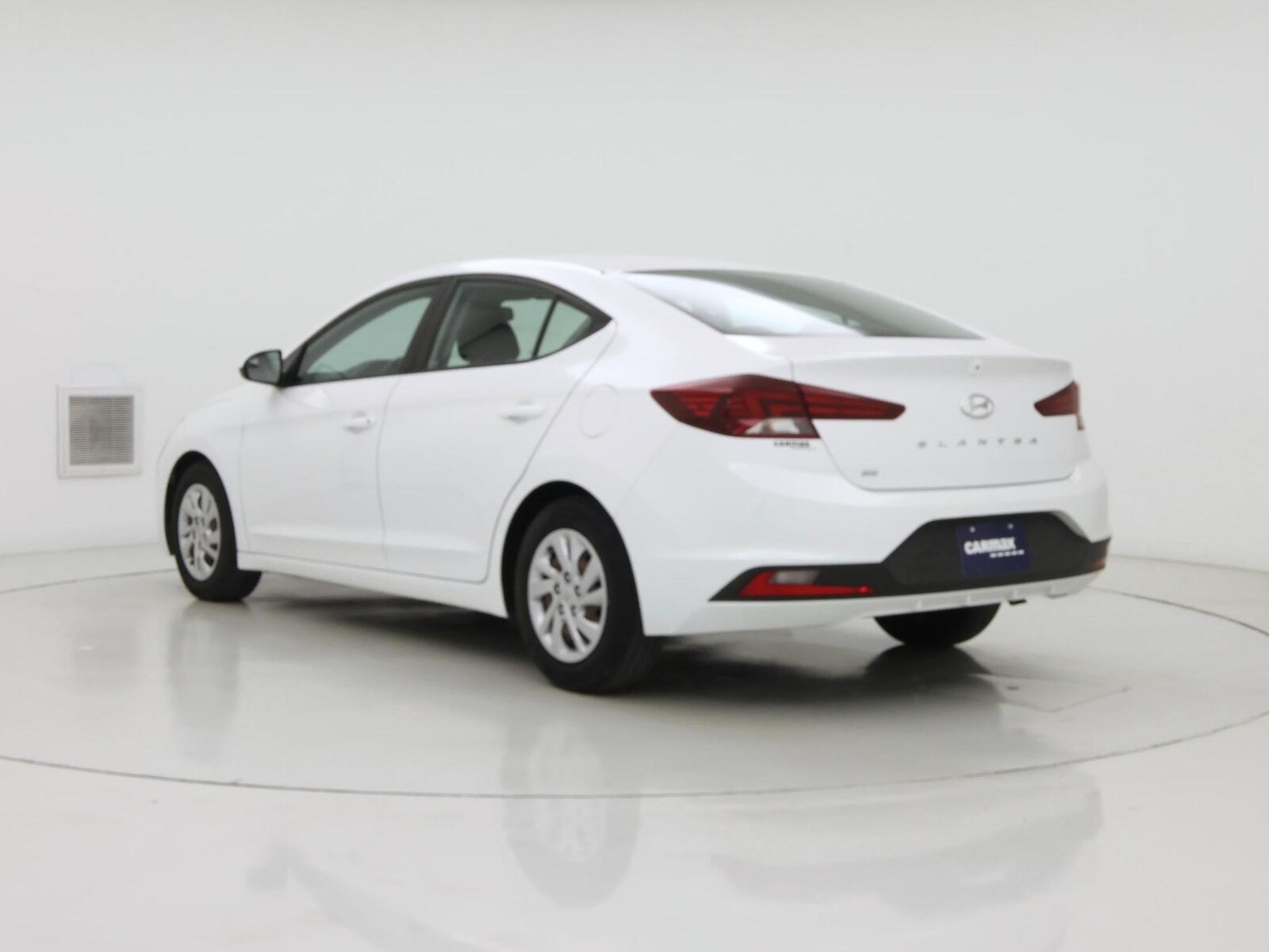 2026 Hyundai Elantra SEL Sport Premium, photo 3