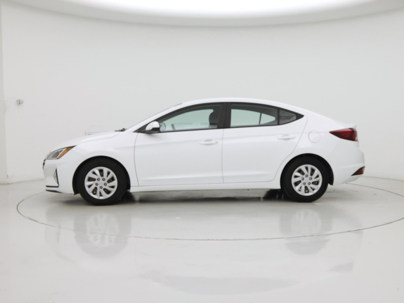 2026 Hyundai Elantra SEL Sport Premium, photo 4