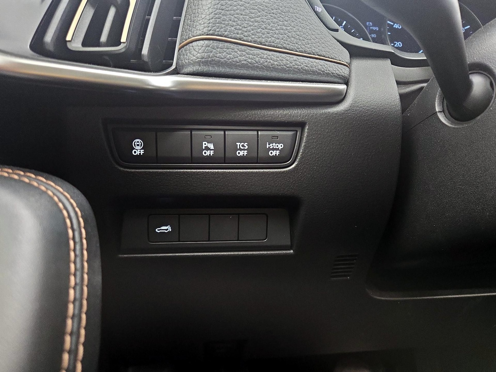2025 Mazda CX-90 Preferred Package - Photo 14