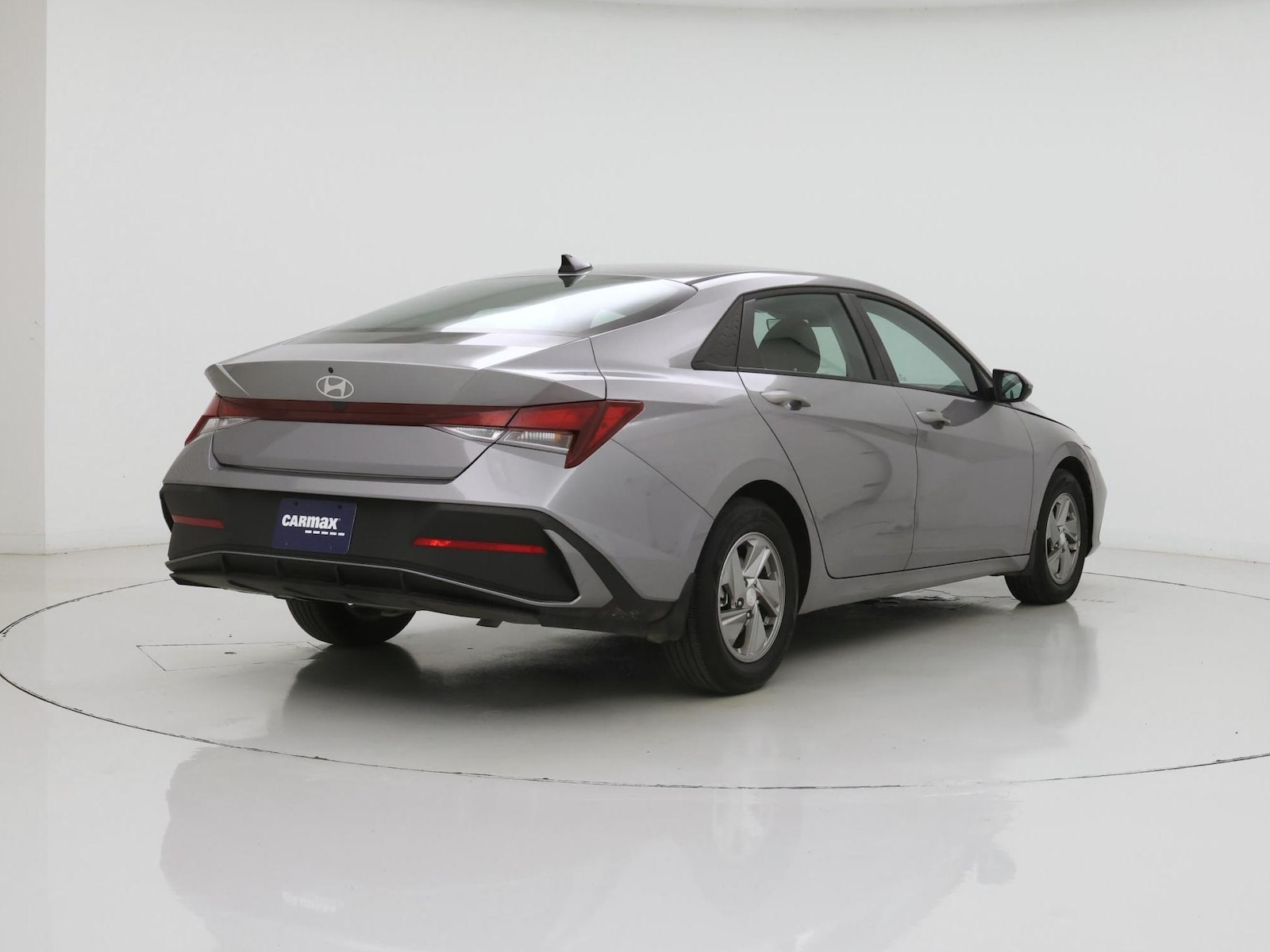 2026 Hyundai Elantra SE - Photo 9
