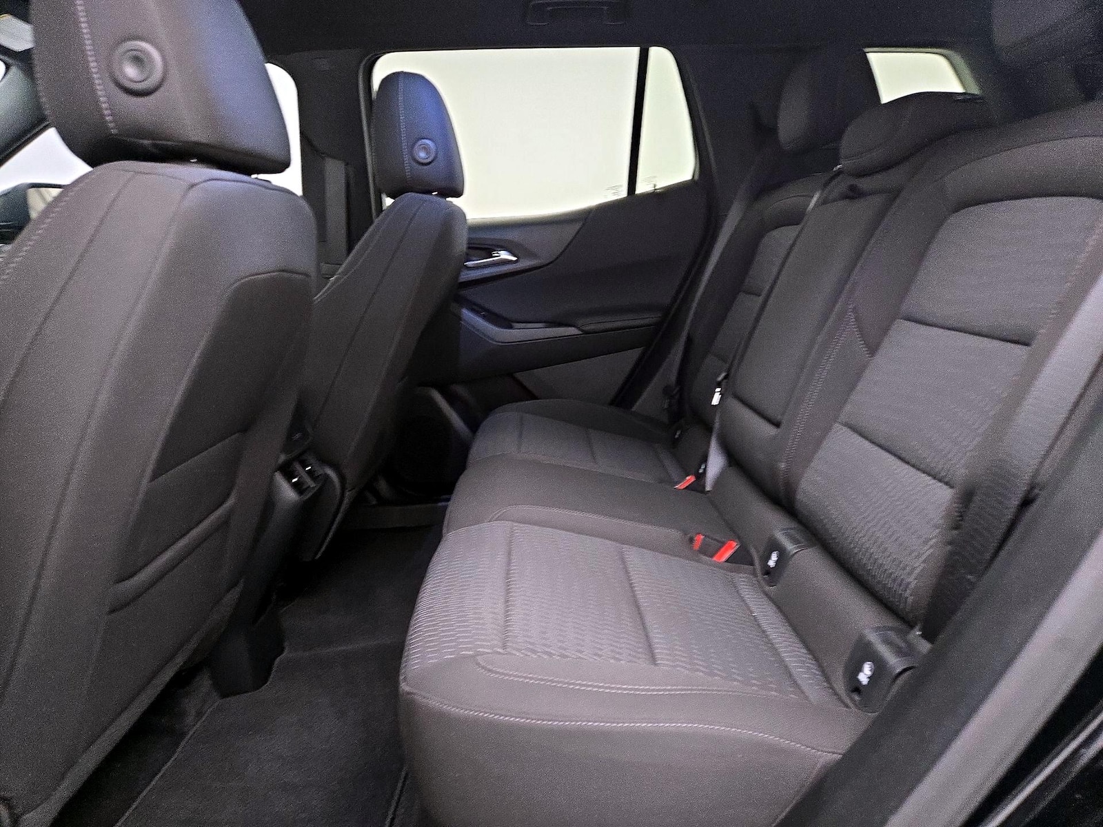 2026 Chevrolet Equinox LT - Photo 21