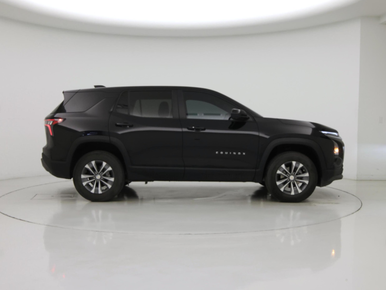 2026 Chevrolet Equinox LT - Photo 8