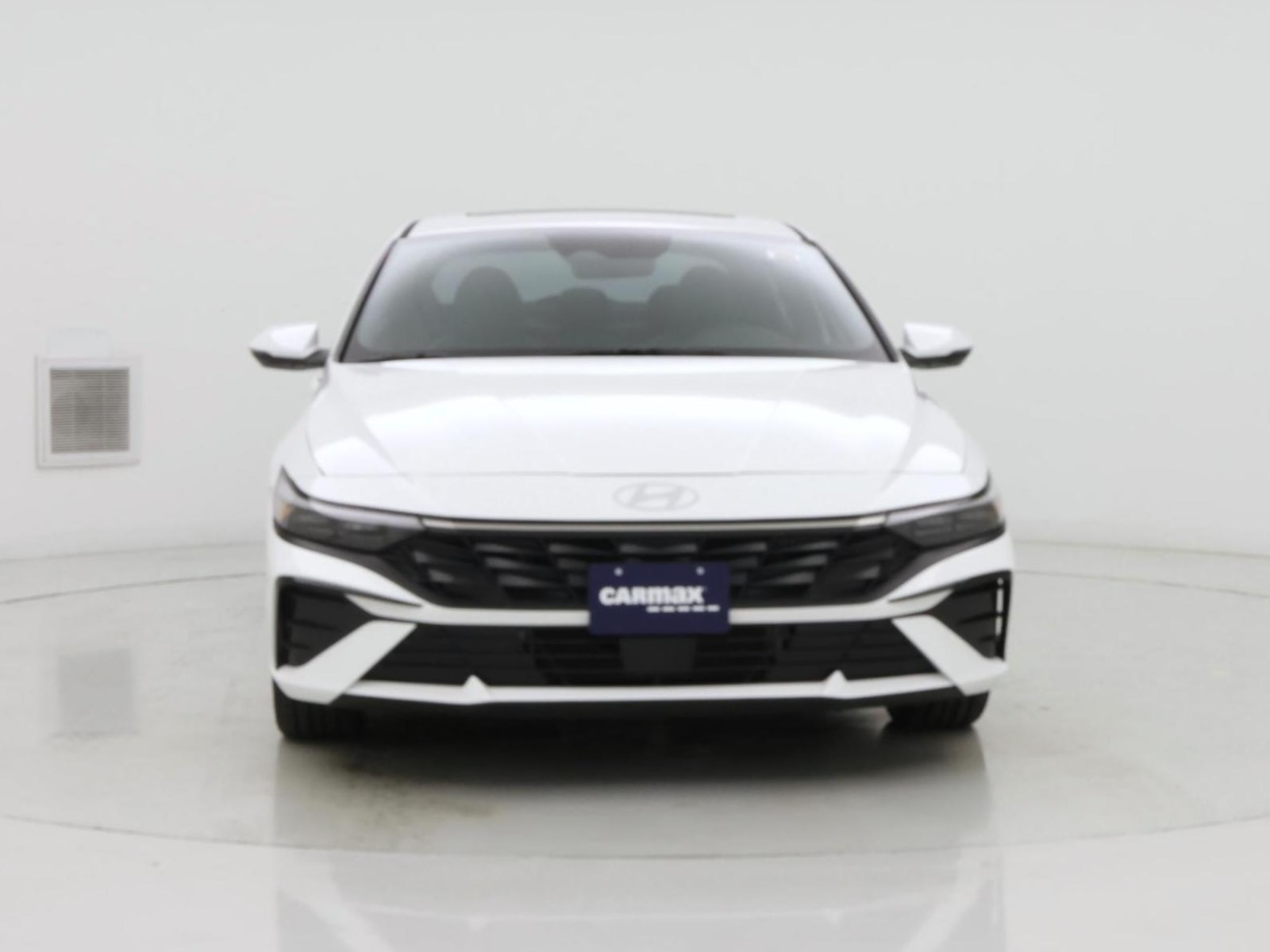 2025 Hyundai Elantra Limited - Photo 6
