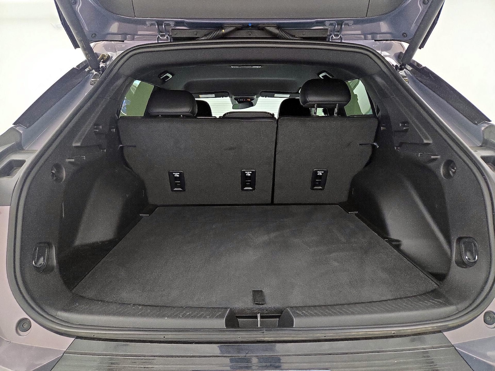 2024 Chevrolet Equinox EV LT - Photo 21