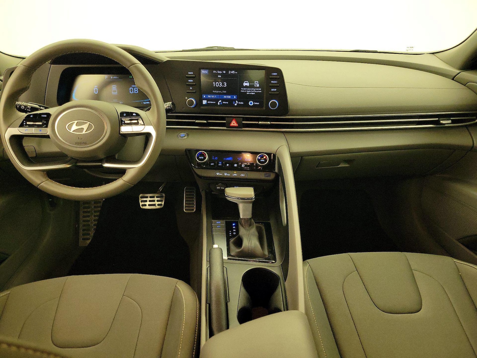 Apple CarPlay® & Android Auto™