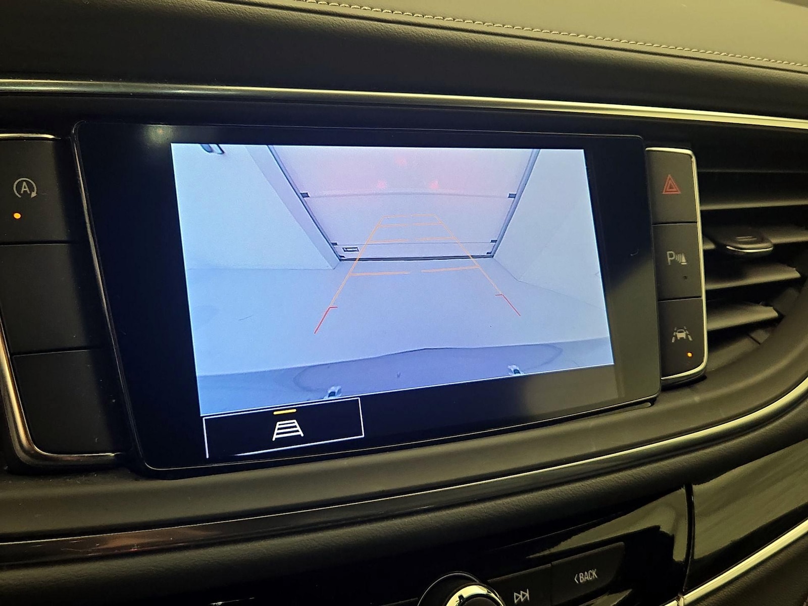 2024 Buick Enclave Essence, photo 15