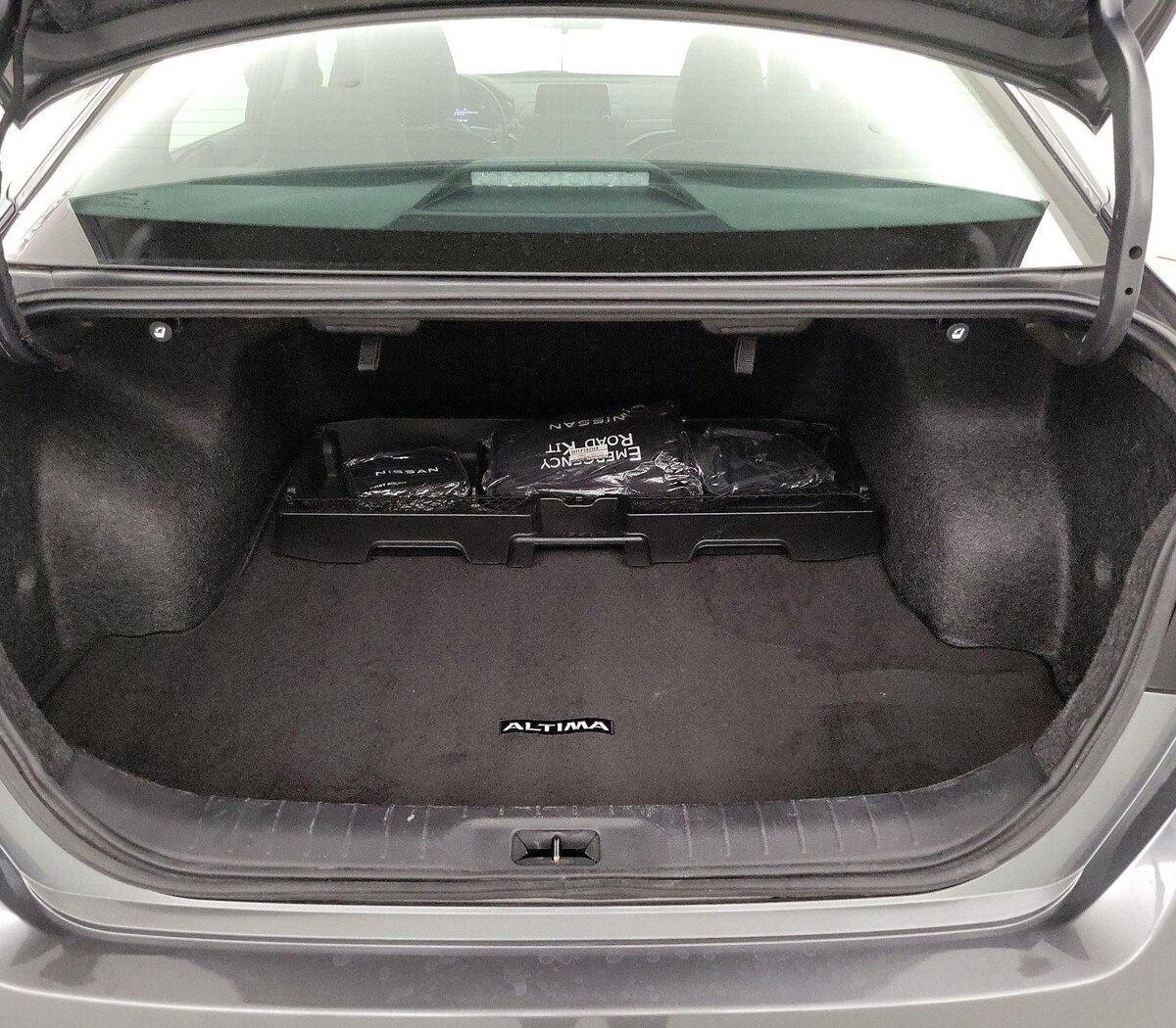 Trunk/Cargo (Seats Up)