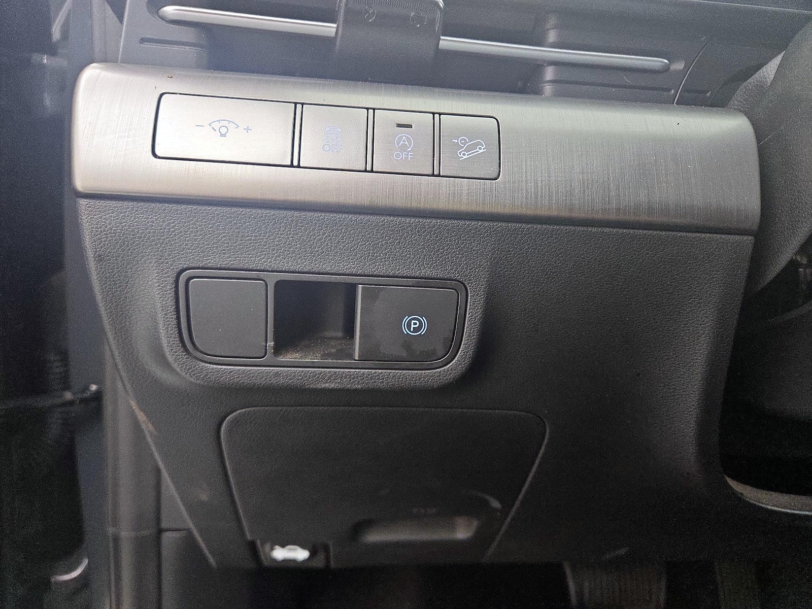 2026 Hyundai Kona SE - Photo 14