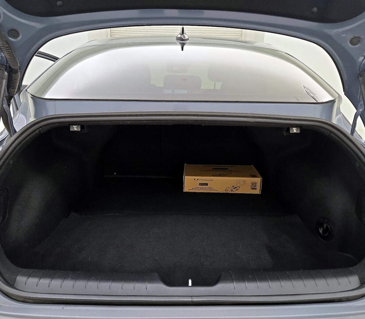 Trunk/Cargo (Seats Up)