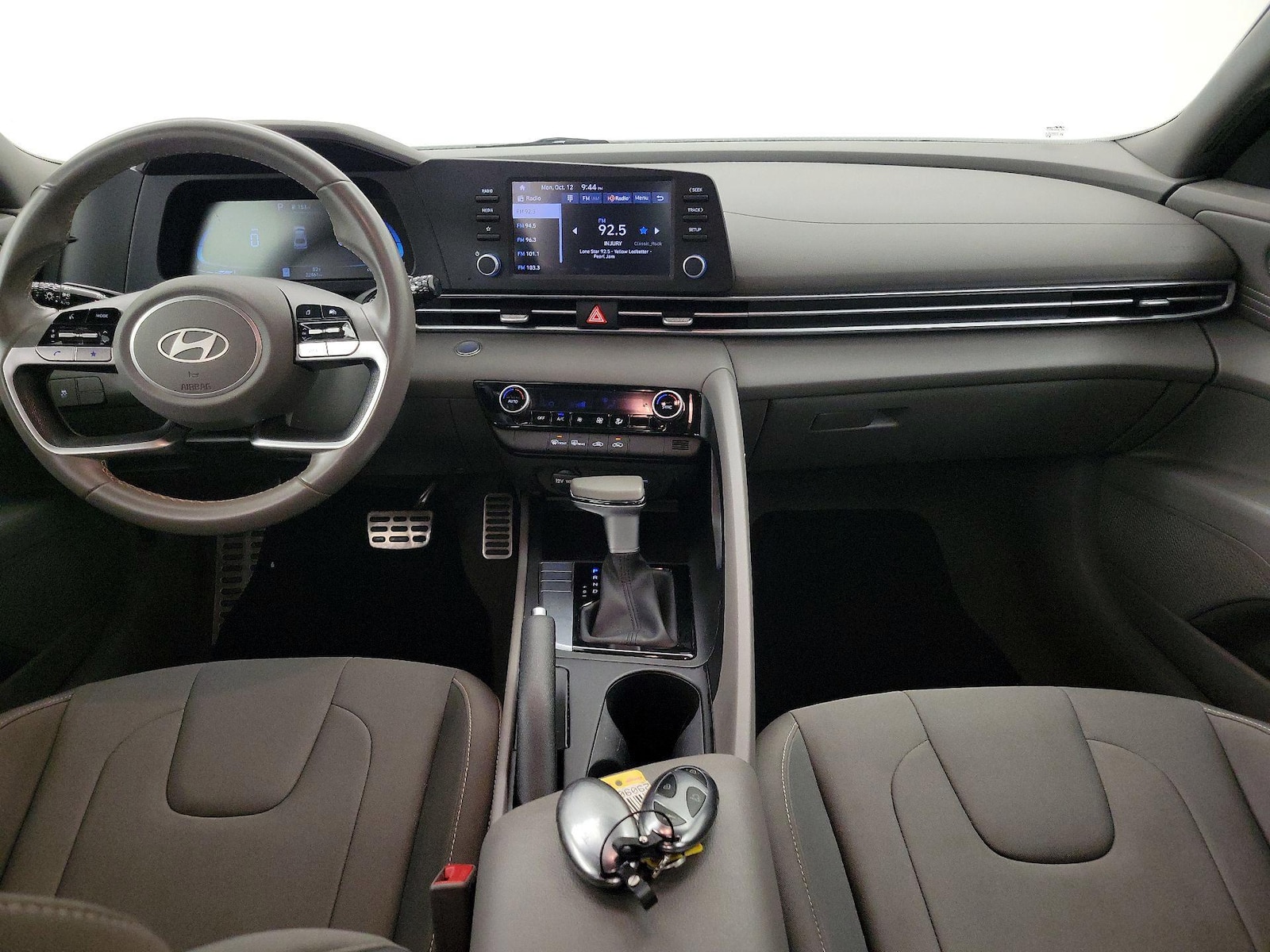 2025 Hyundai Elantra SEL - Photo 10