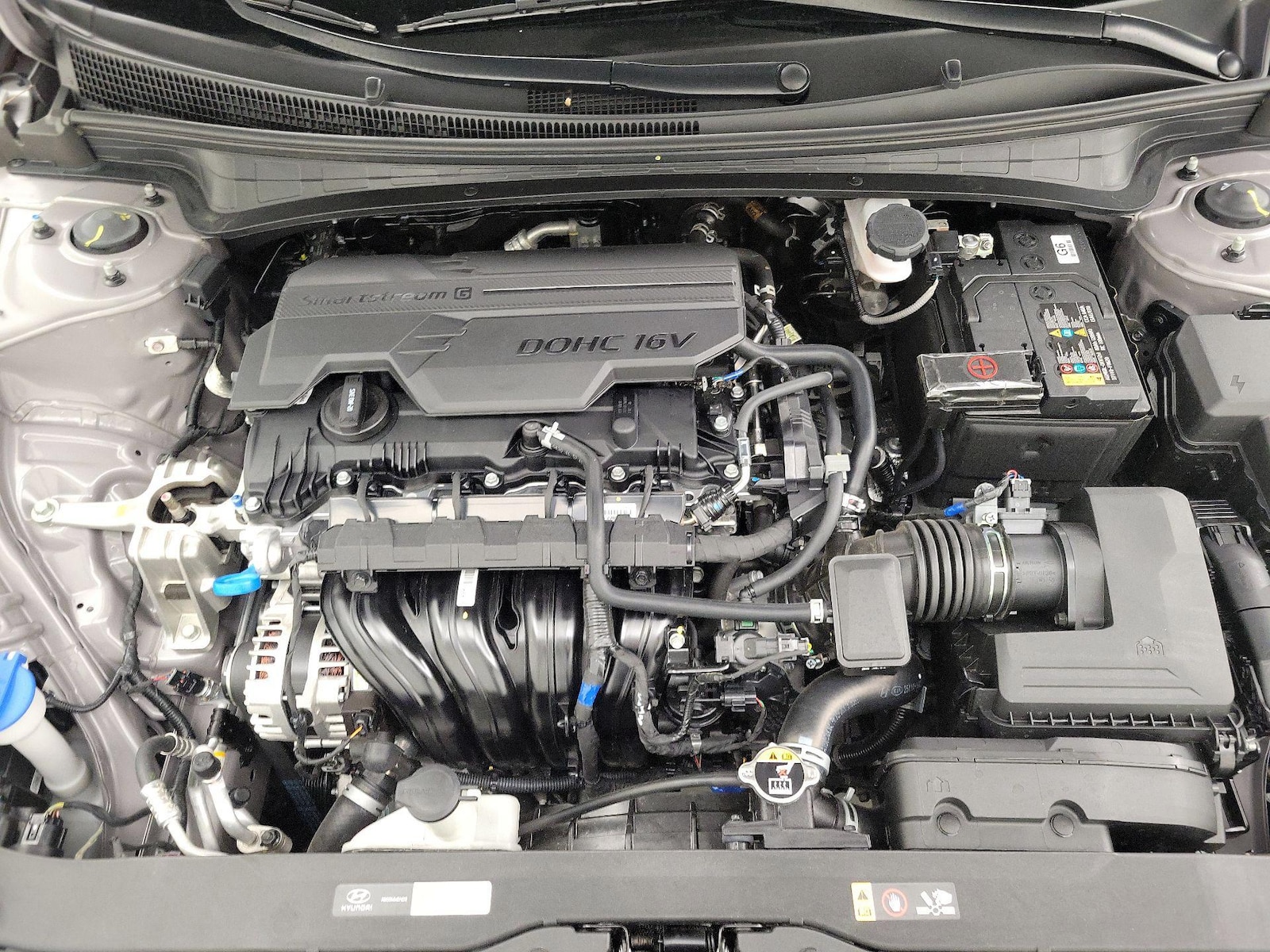2025 Hyundai Elantra SEL - Photo 22