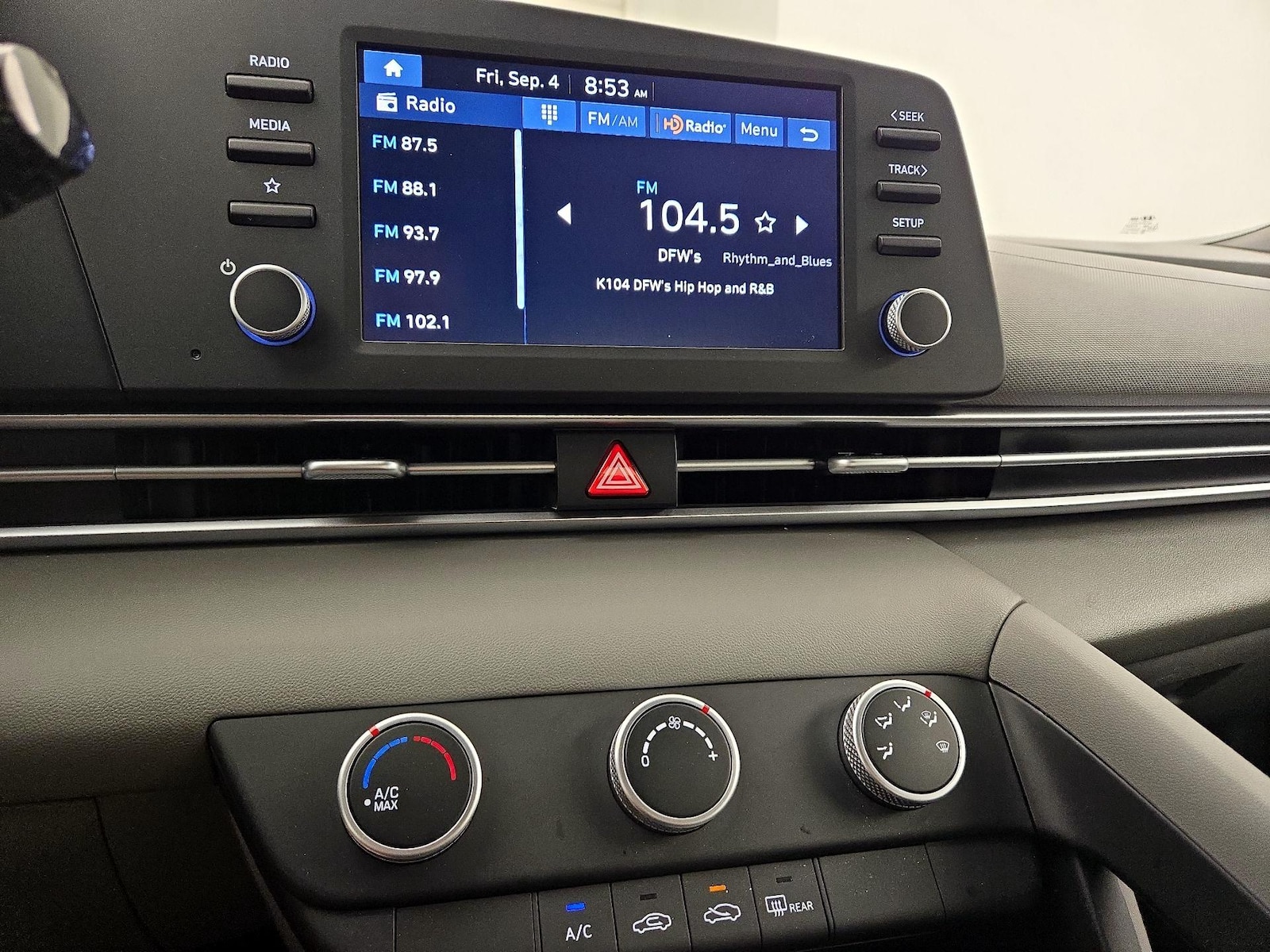2026 Hyundai Elantra SE - Photo 17