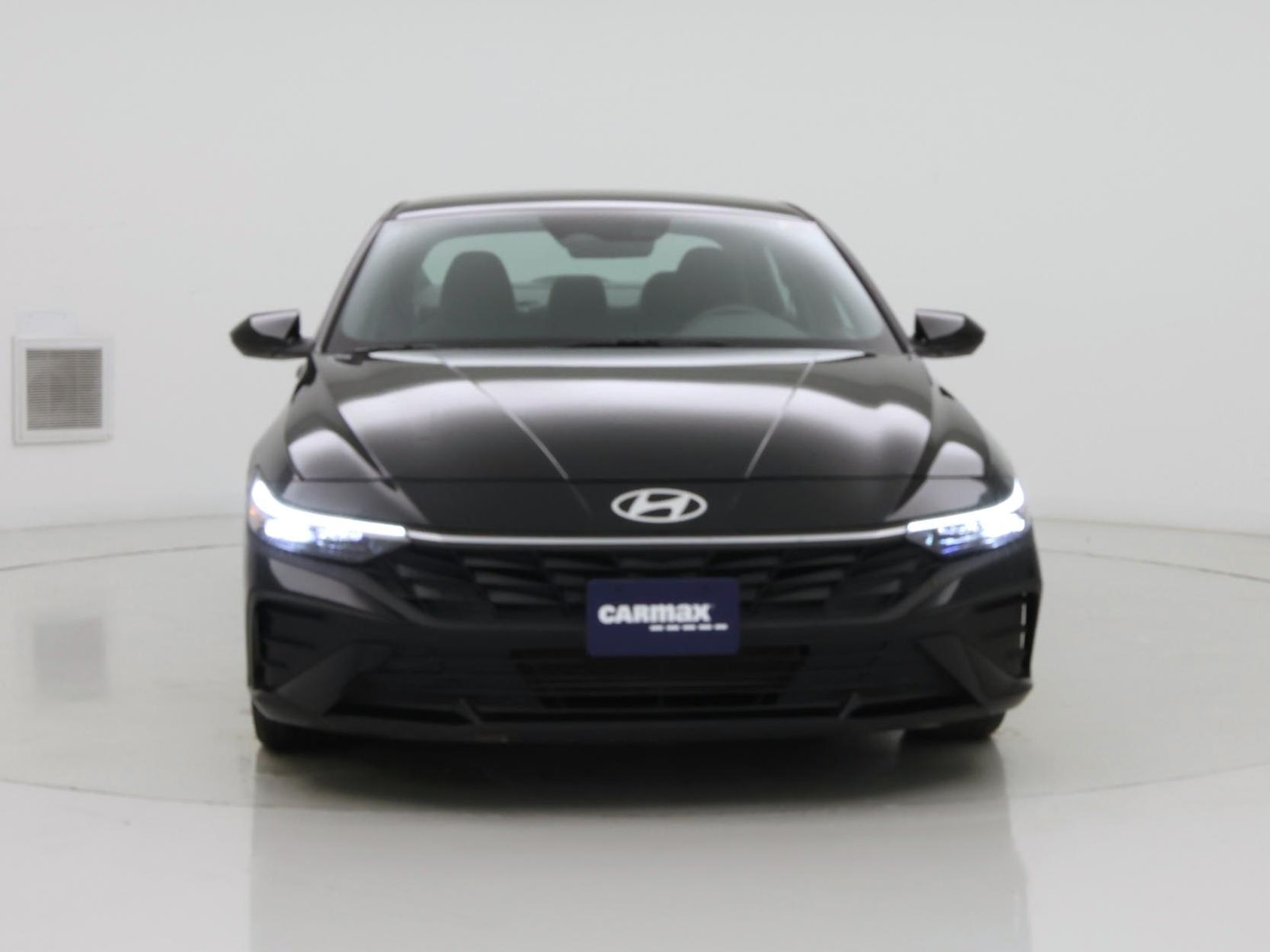 2026 Hyundai Elantra SE - Photo 6