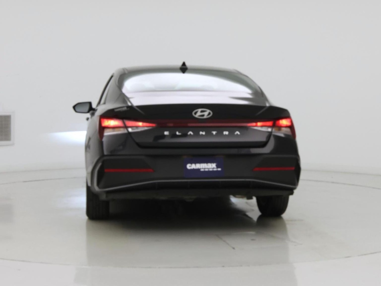 2026 Hyundai Elantra SE - Photo 7
