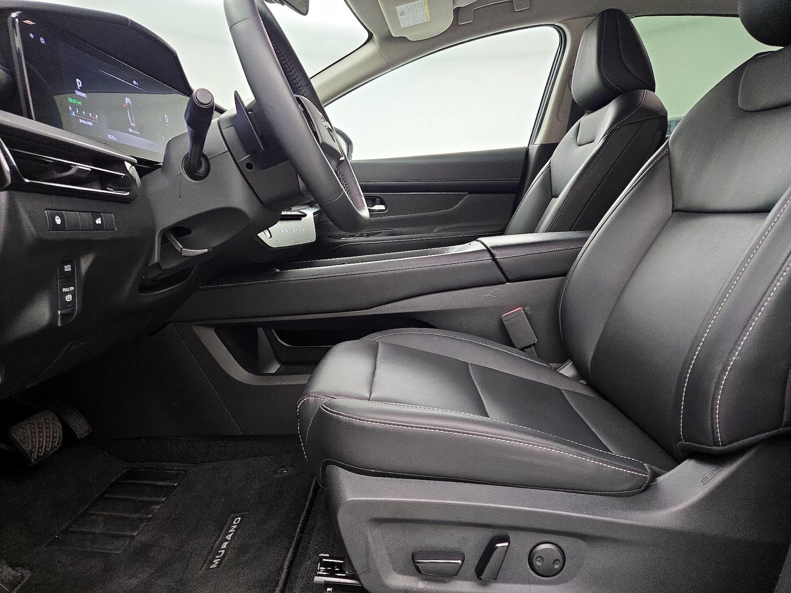 2025 Nissan Murano SV - Photo 12