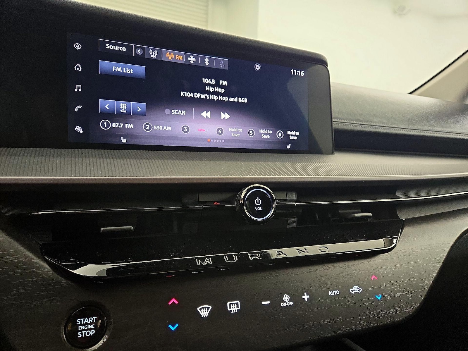 2025 Nissan Murano SV - Photo 17