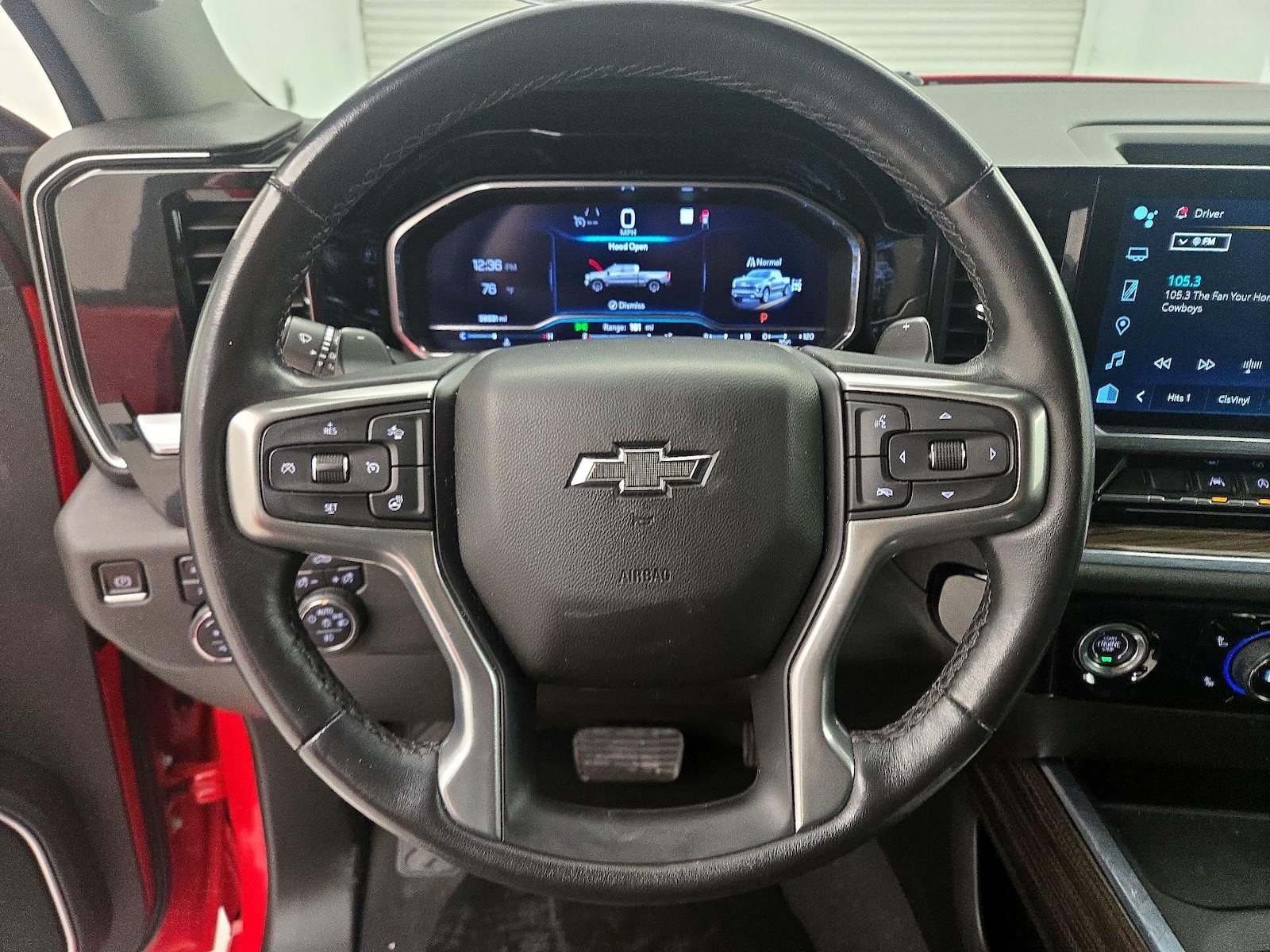 2023 Chevrolet Silverado 1500 RST - Photo 11