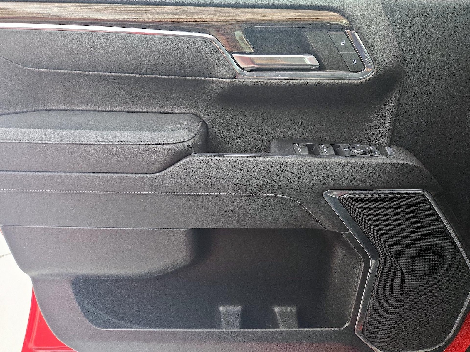 2023 Chevrolet Silverado 1500 RST - Photo 13
