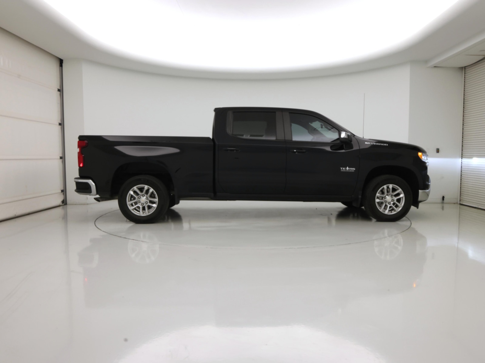2024 Chevrolet Silverado 1500 LT - Photo 8