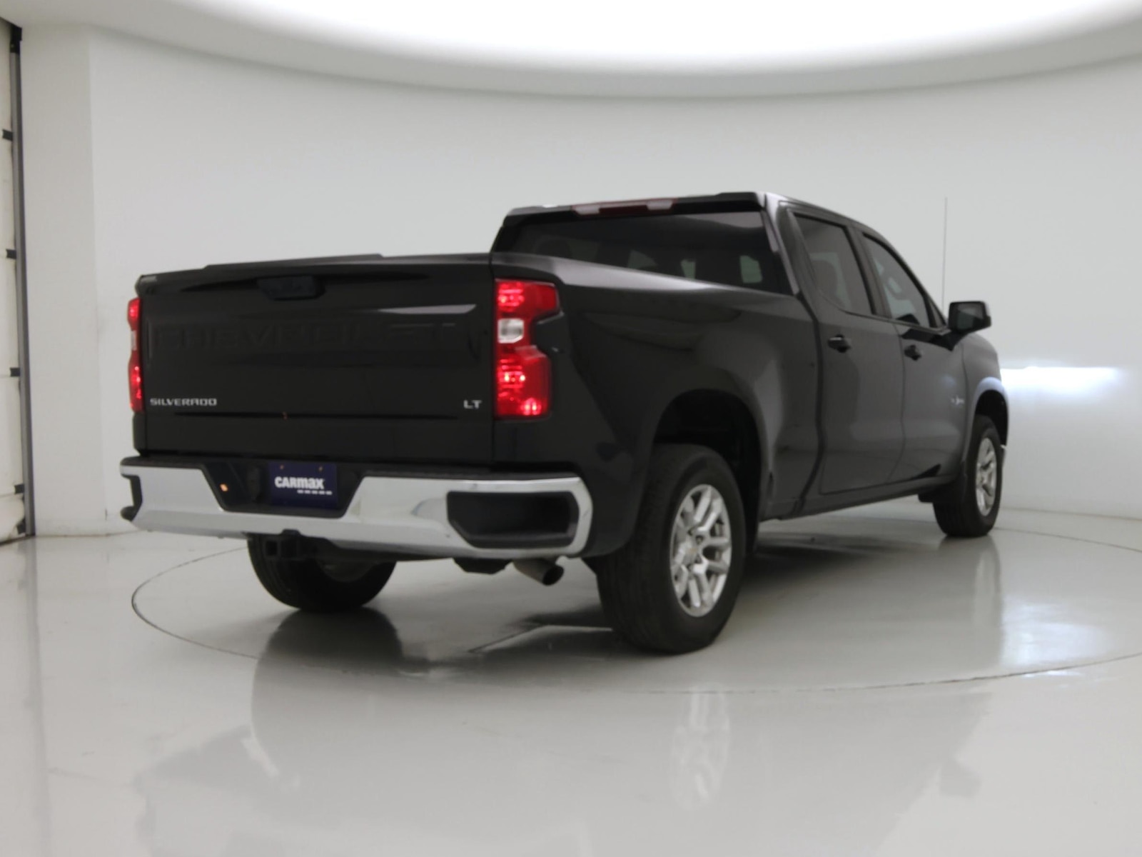 2024 Chevrolet Silverado 1500 LT - Photo 9