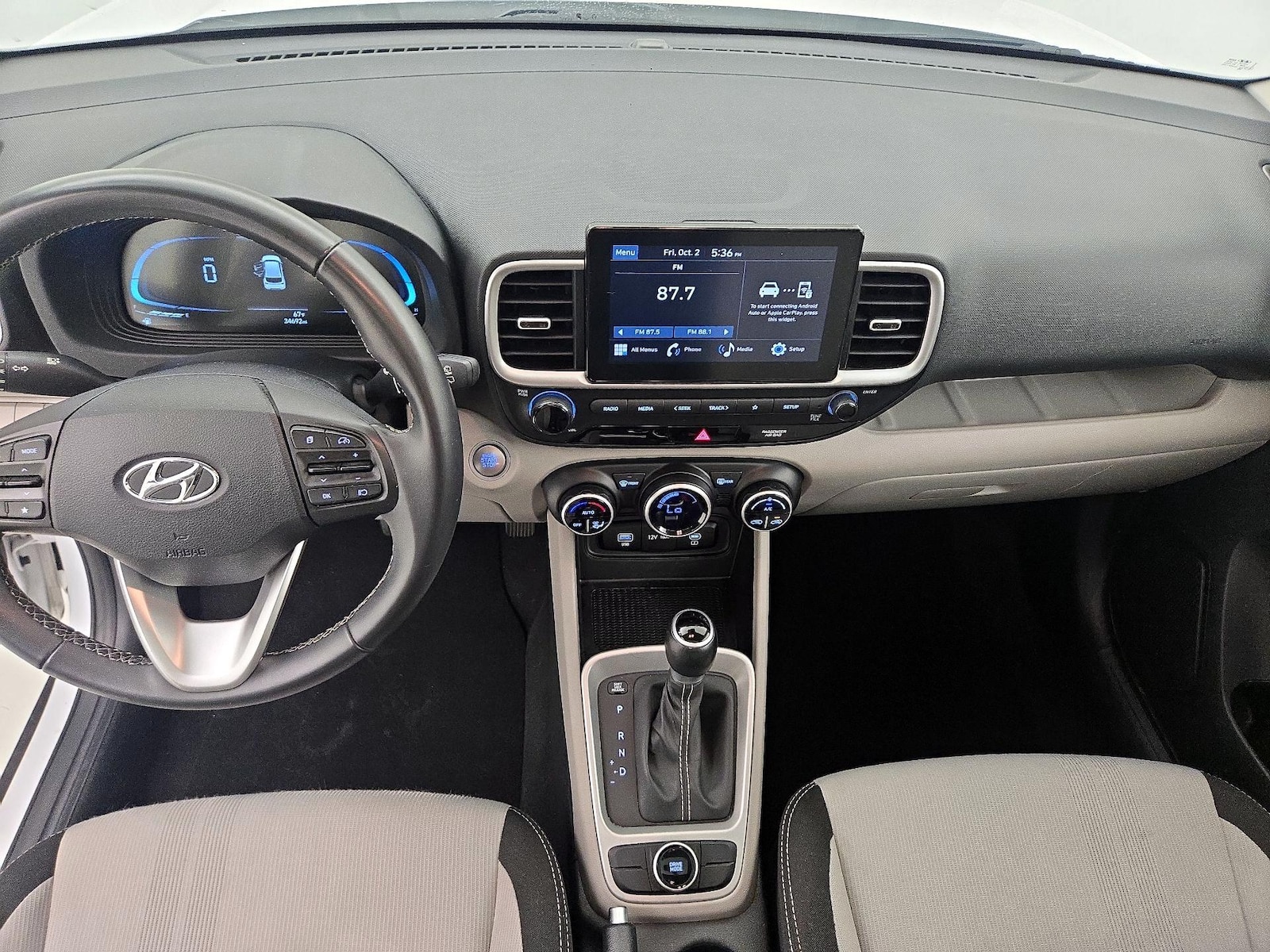 Apple CarPlay® & Android Auto™