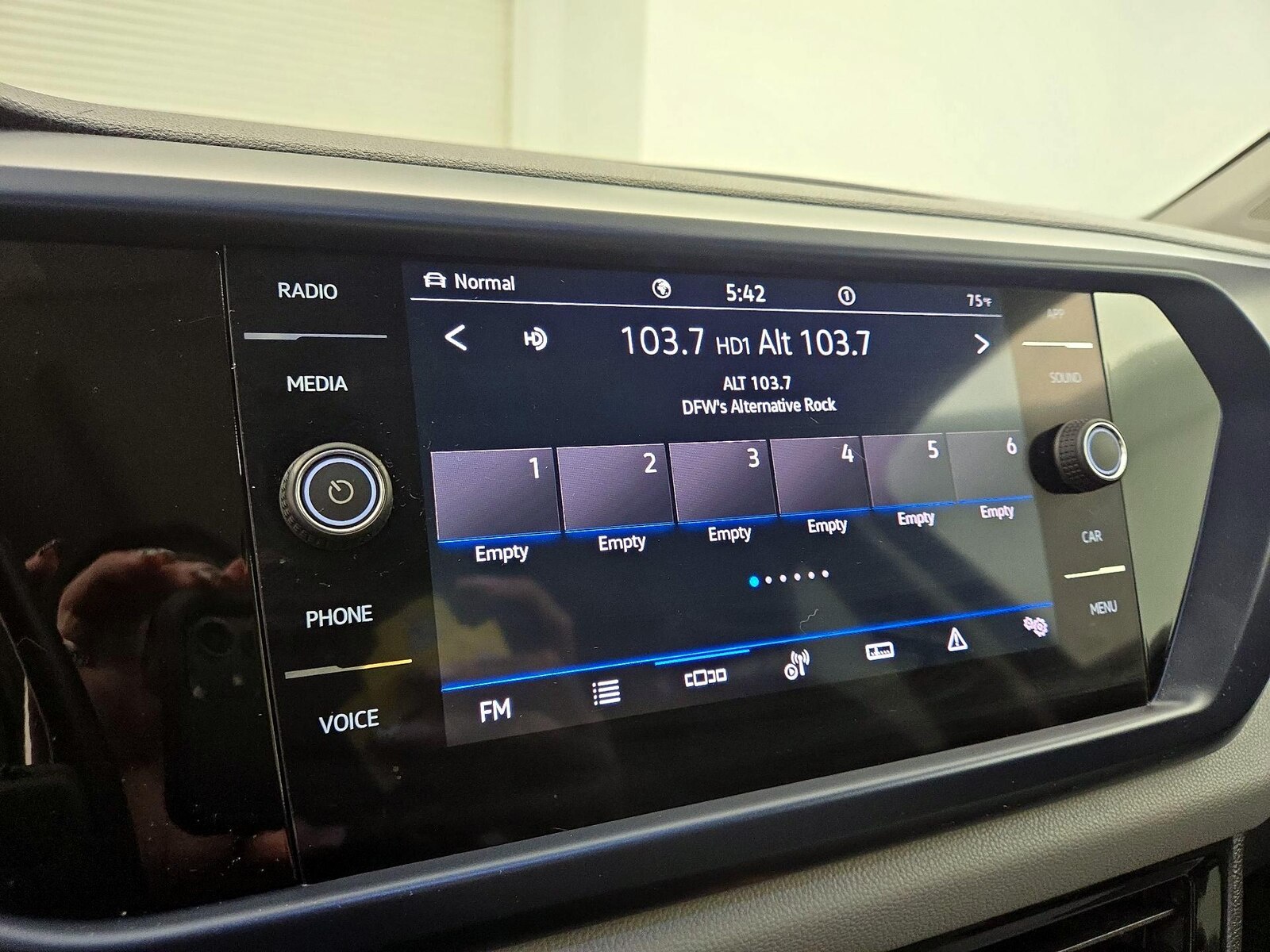 2022 Volkswagen Taos SE, photo 16