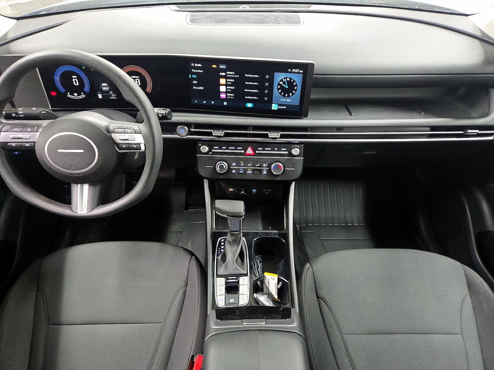 2026 Hyundai Tucson SE - Photo 10