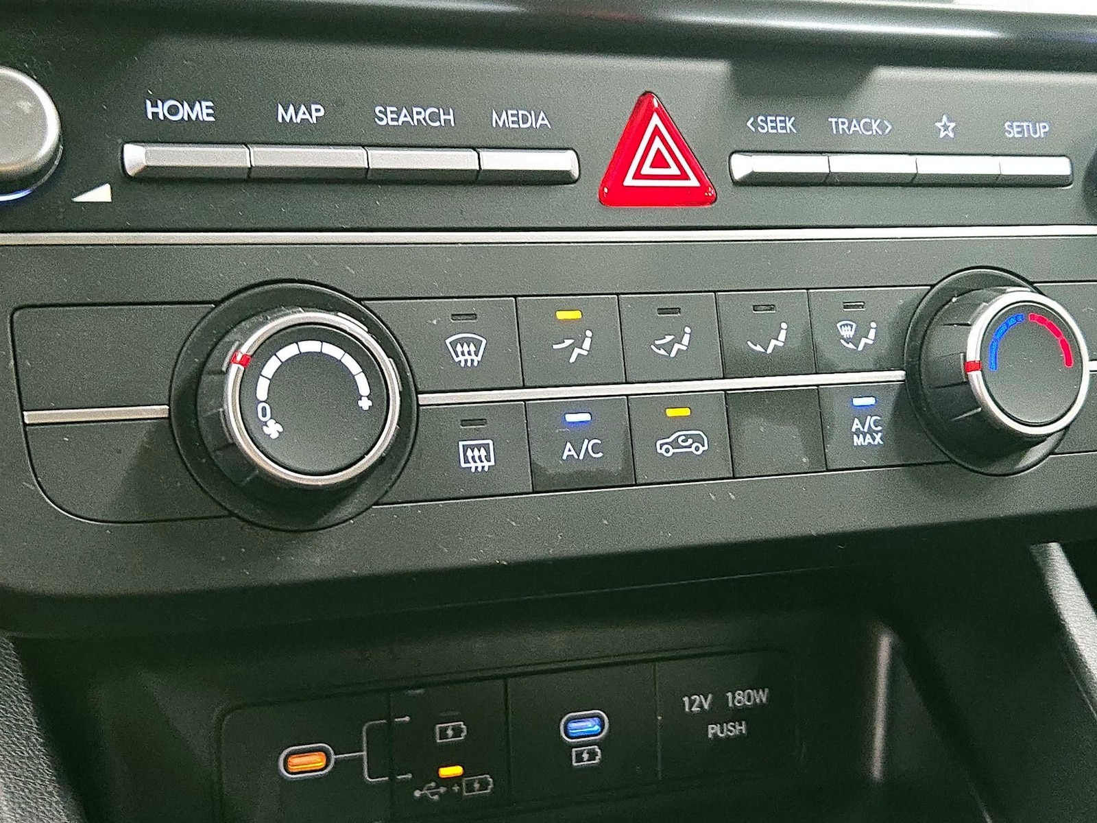 2026 Hyundai Tucson SE - Photo 17