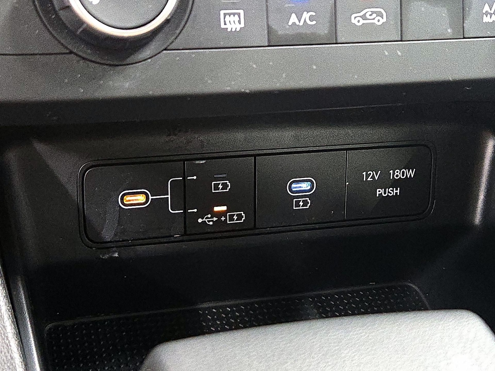2026 Hyundai Tucson SE - Photo 19