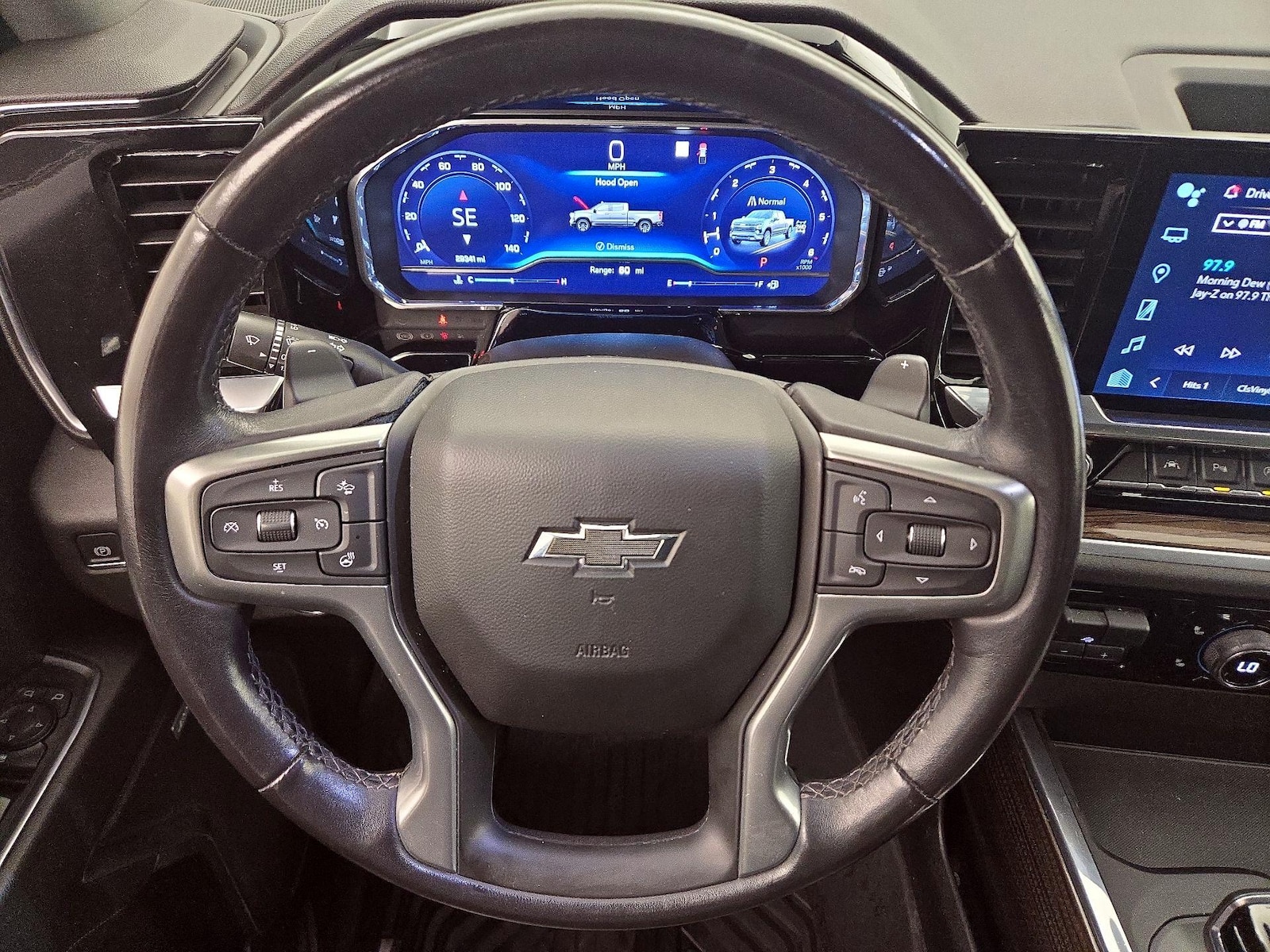 2022 Chevrolet Silverado 1500 RST - Photo 11
