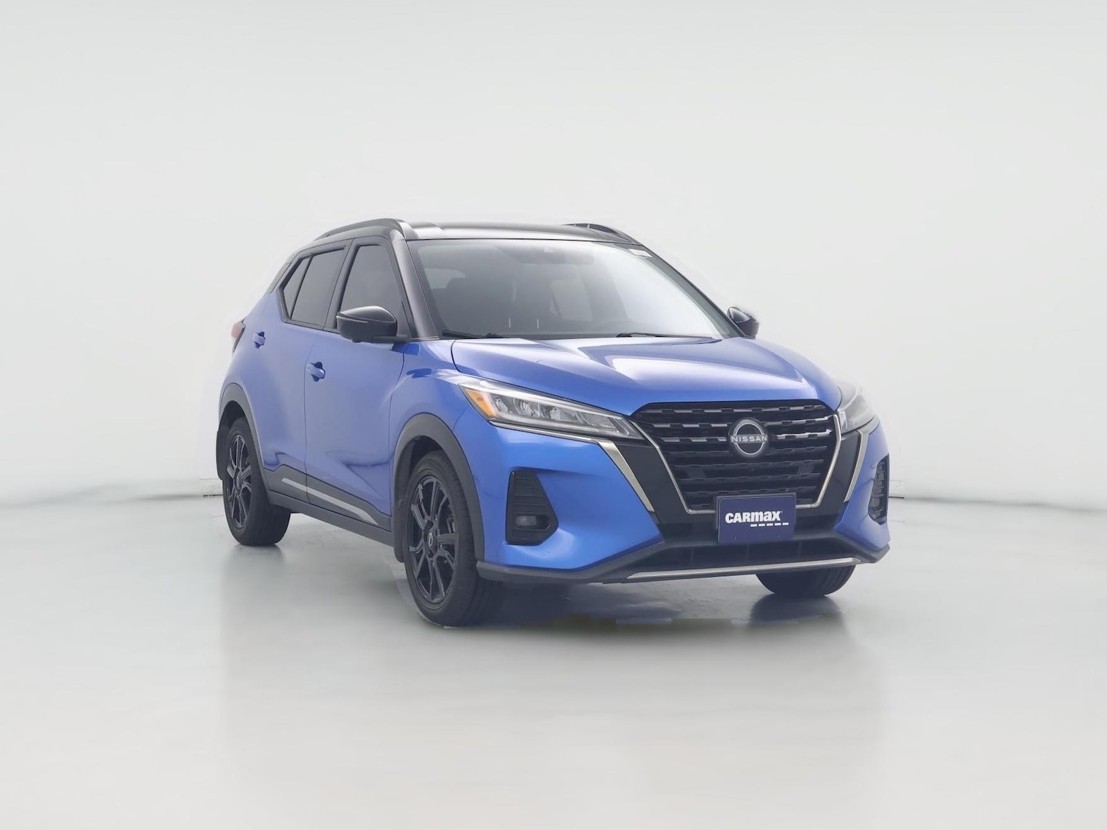 2023 Nissan Kicks SR - Photo 1