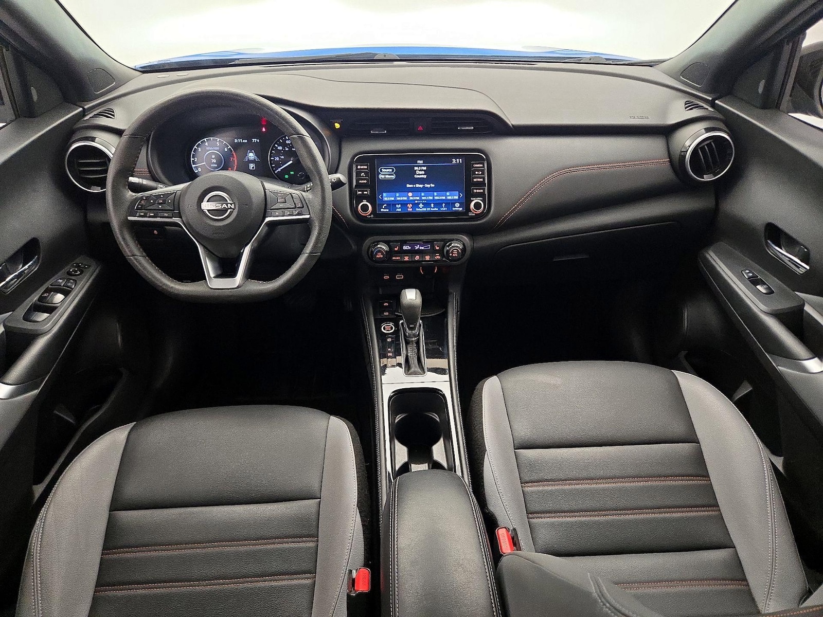 2023 Nissan Kicks SR - Photo 10