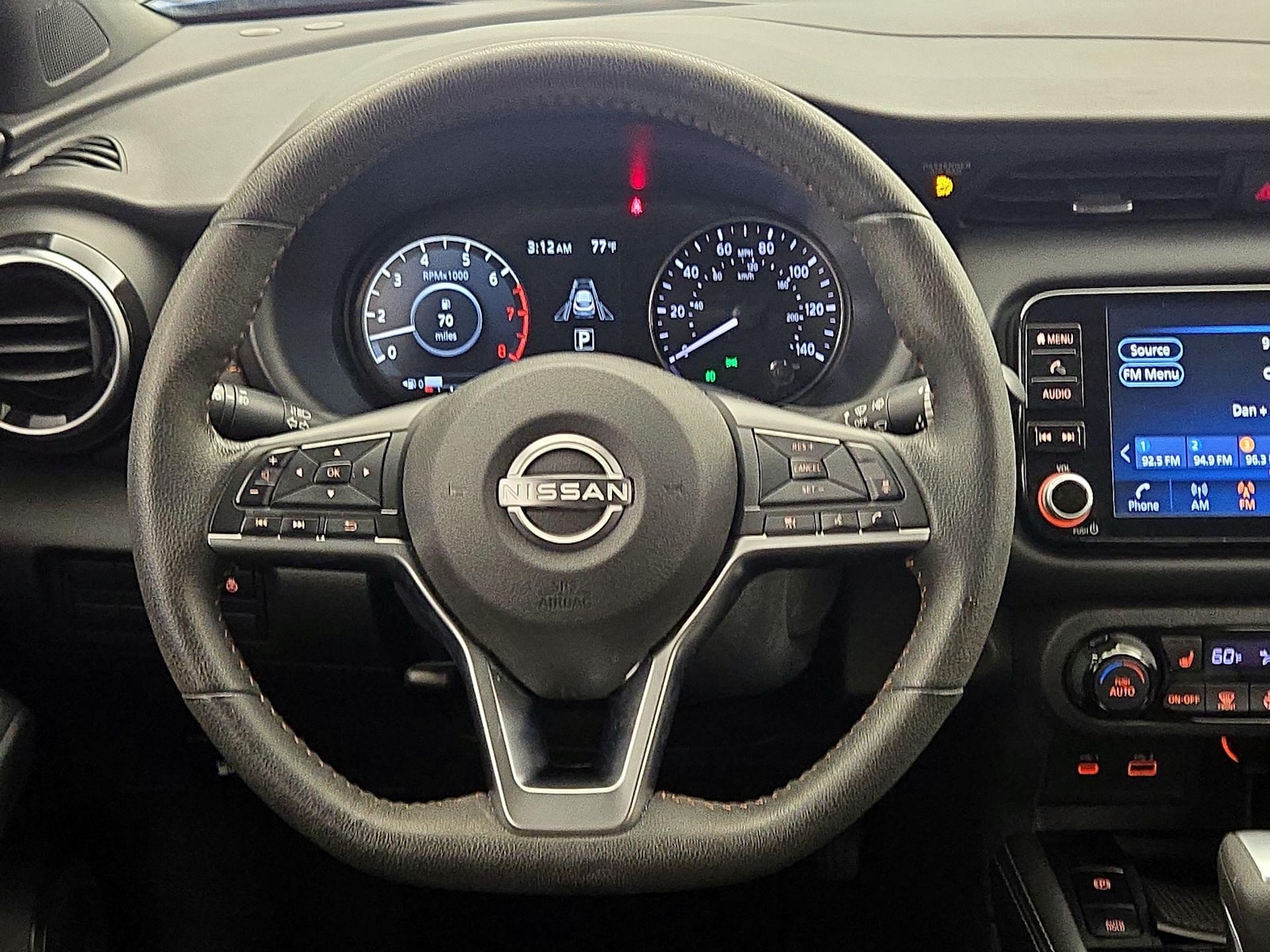 2023 Nissan Kicks SR - Photo 11