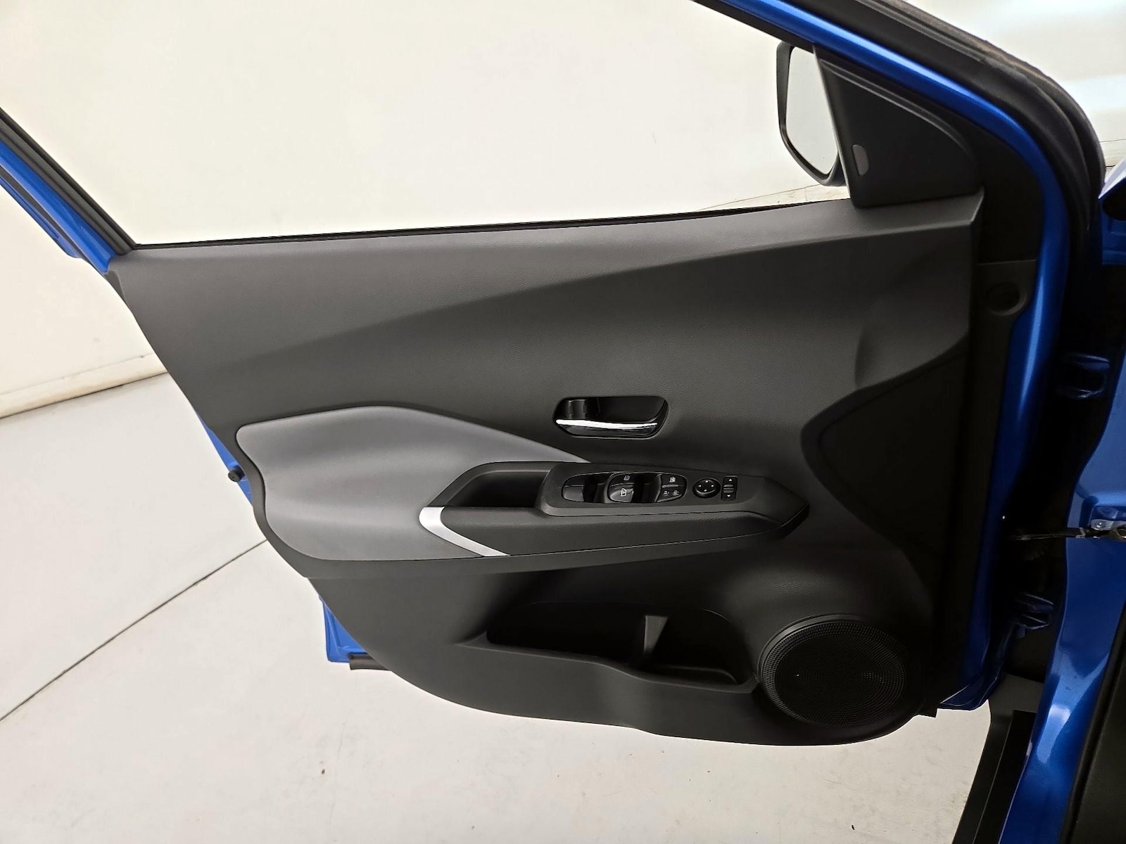 2023 Nissan Kicks SR - Photo 13
