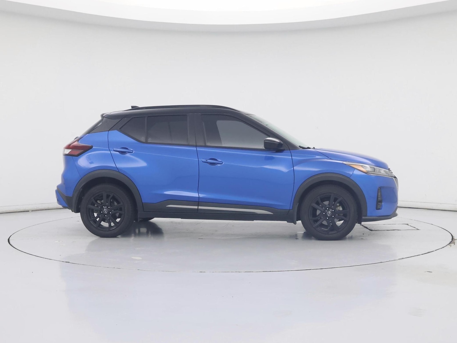 2023 Nissan Kicks SR - Photo 8