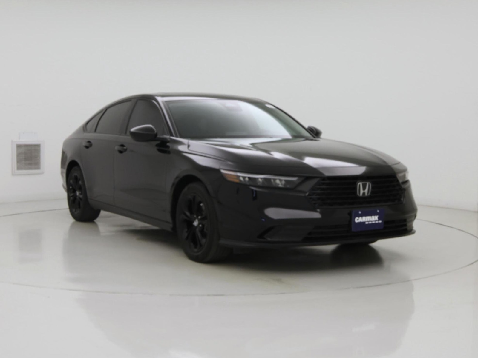 2025 Honda Accord SE - Photo 2