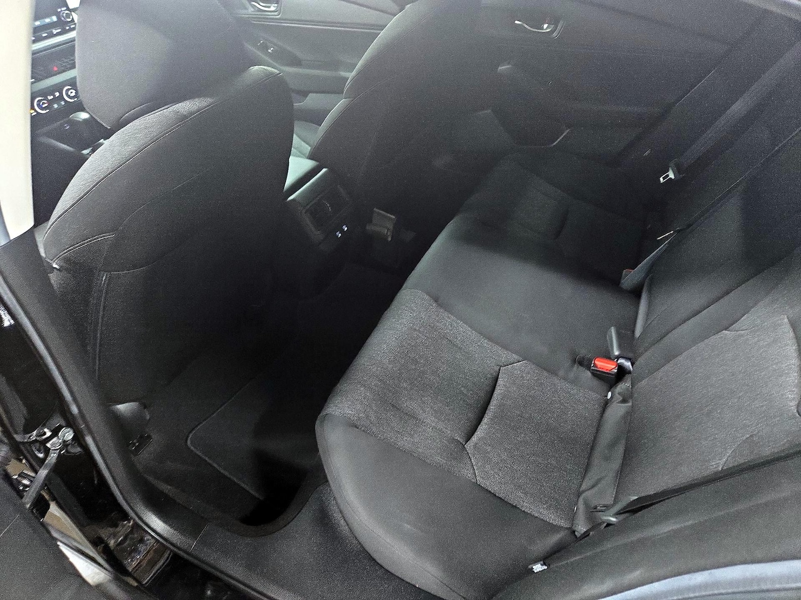 2025 Honda Accord SE - Photo 20