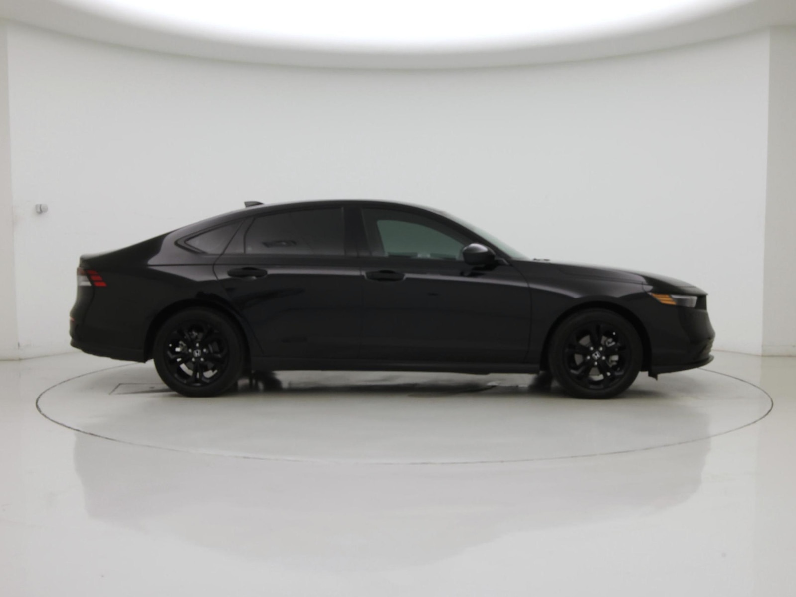 2025 Honda Accord SE - Photo 8