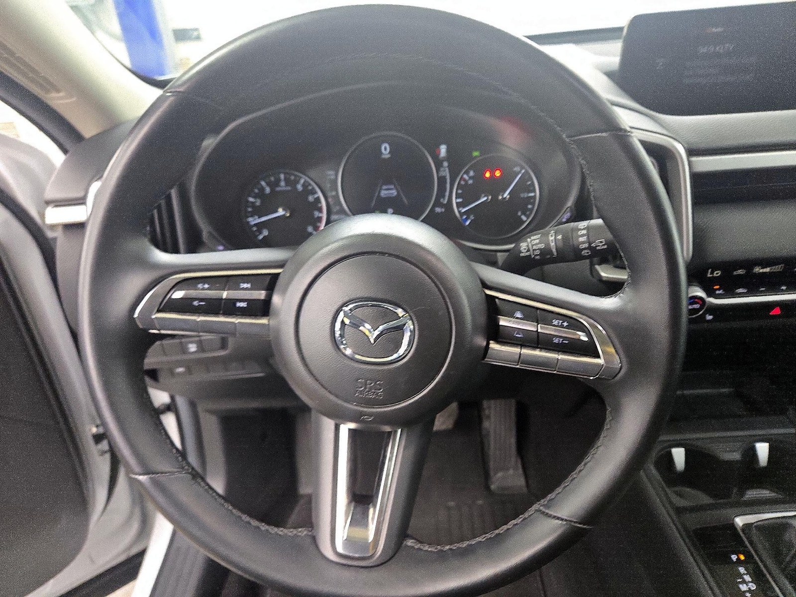 2025 Mazda CX-50 Premium - Photo 11