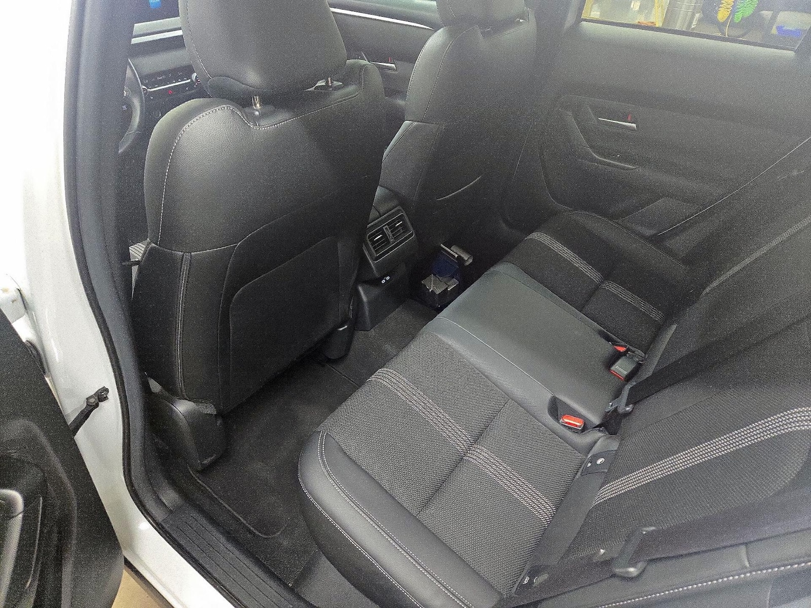 2025 Mazda CX-50 Premium - Photo 21