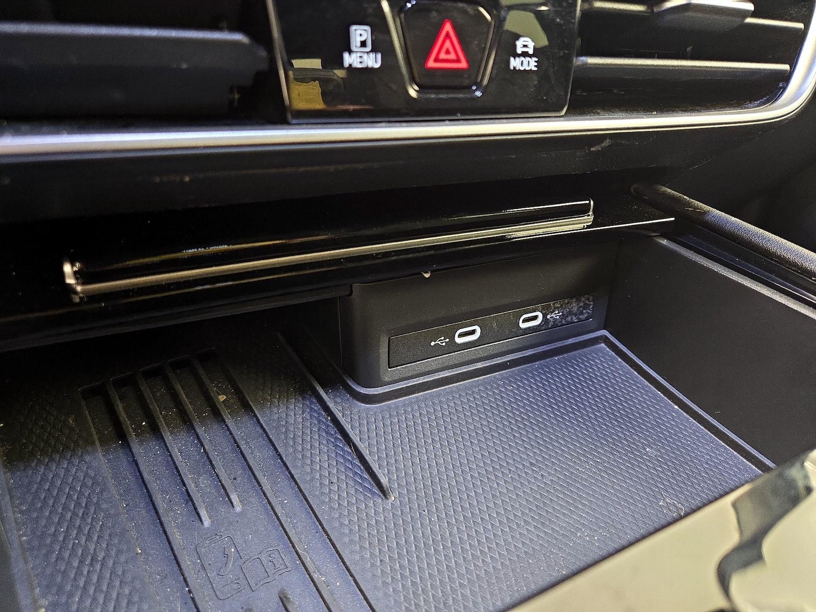 2025 Volkswagen Atlas Cross Sport SE w/Tech - Photo 19
