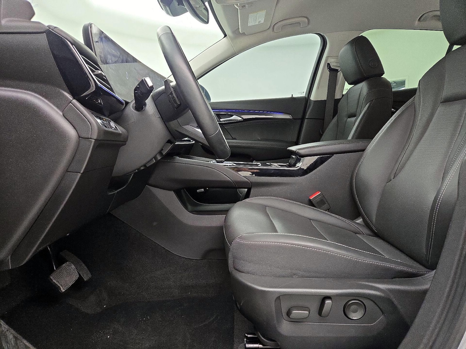 2025 Buick Envision Preferred - Photo 12