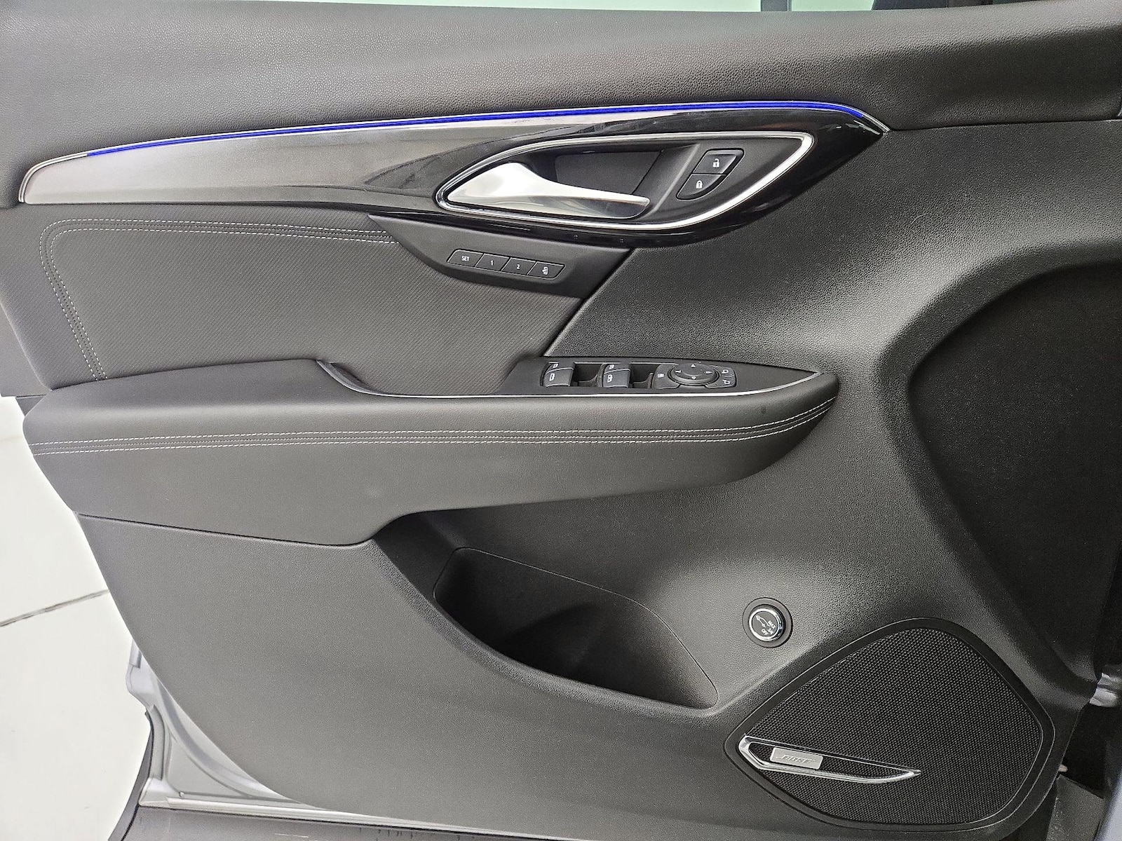 2025 Buick Envision Preferred - Photo 13