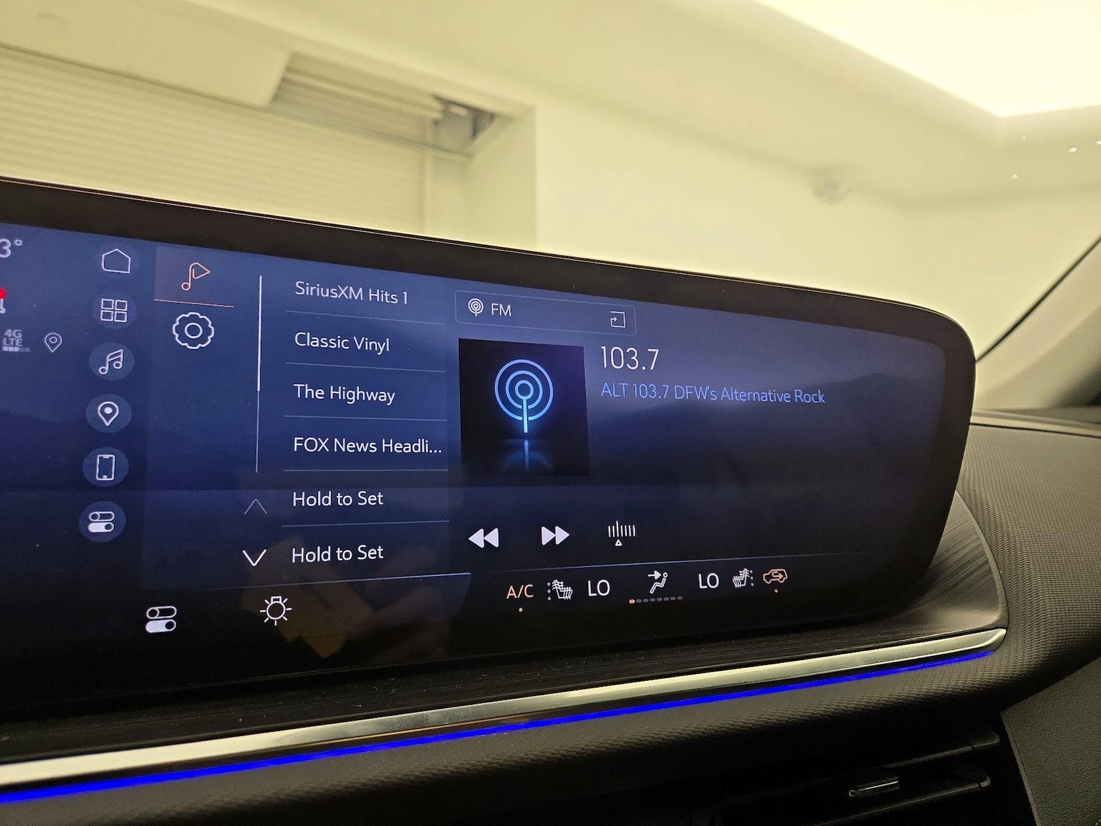 2025 Buick Envision Preferred - Photo 16