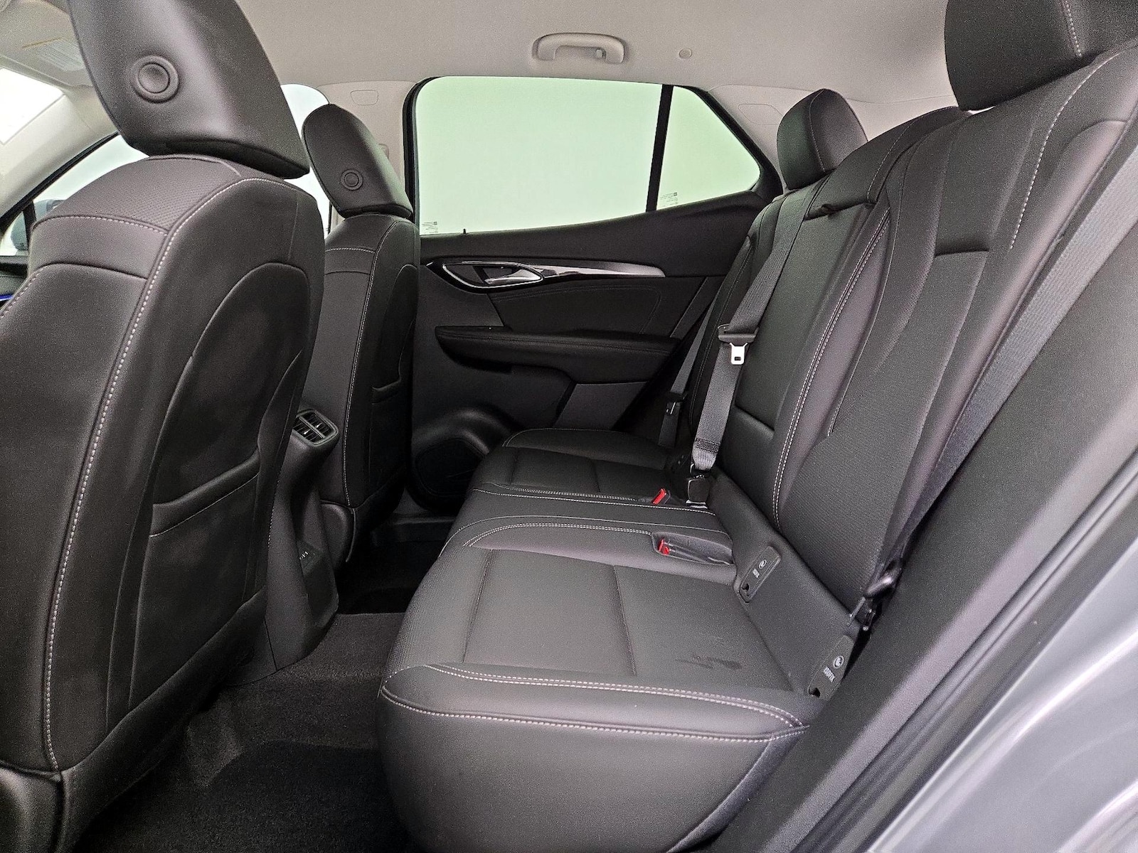2025 Buick Envision Preferred - Photo 20