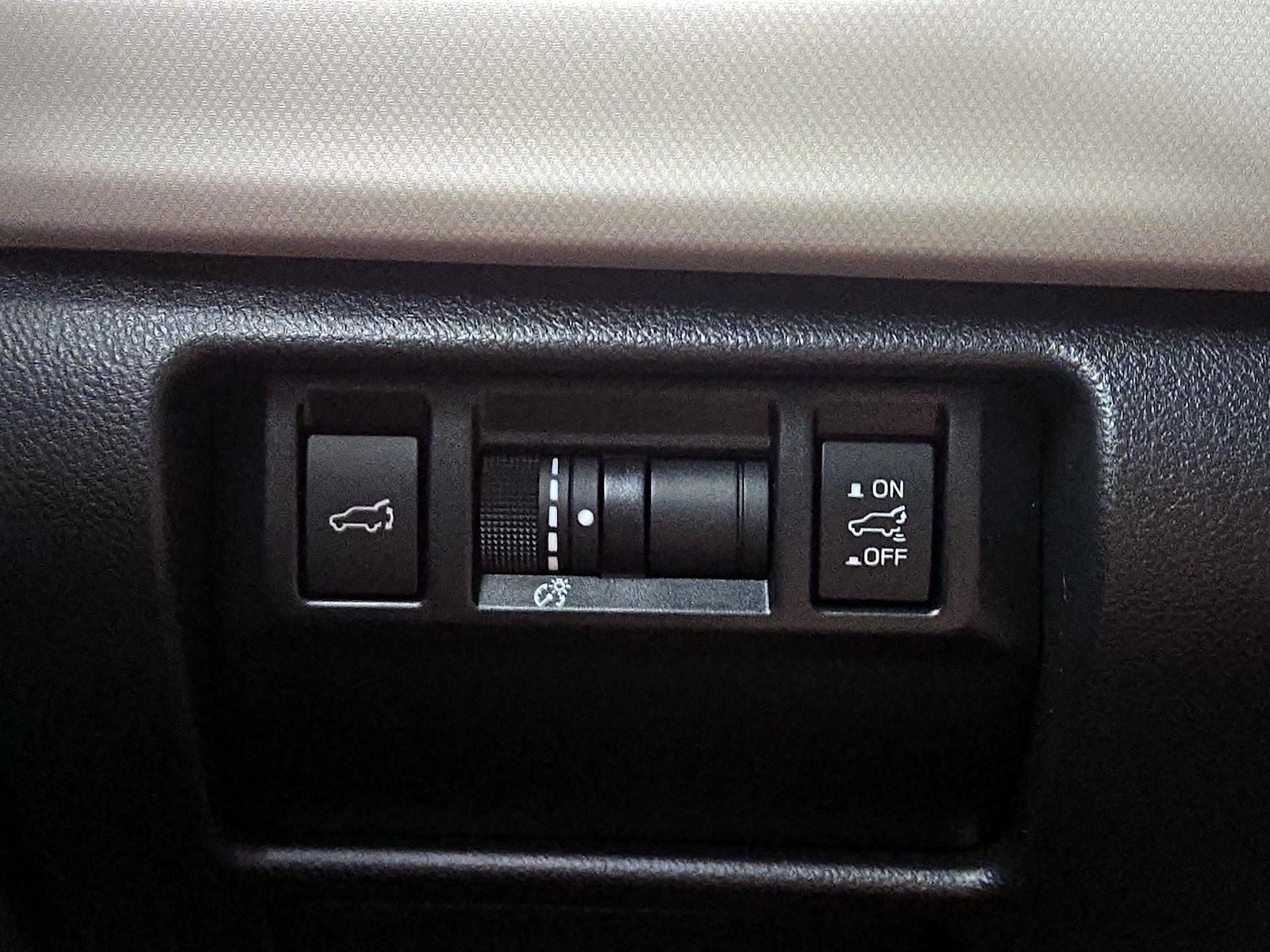 2025 Subaru Forester Premium - Photo 14