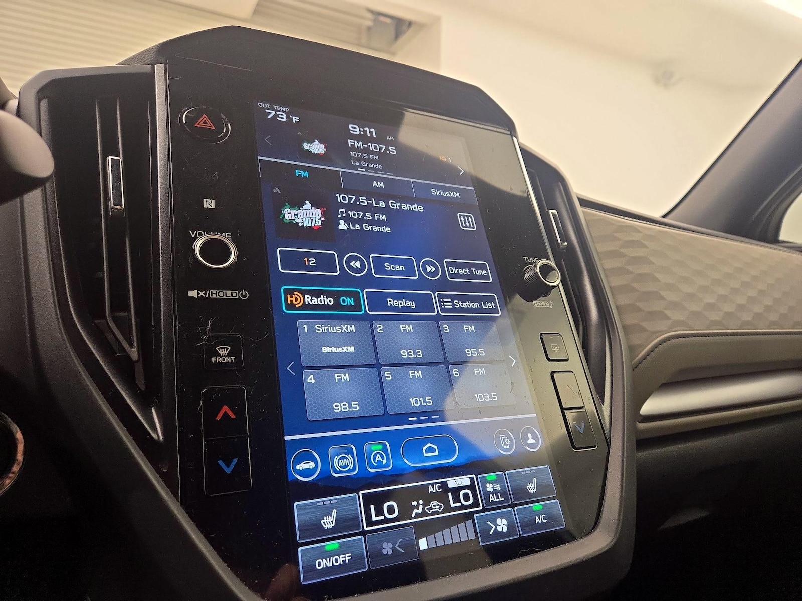 2025 Subaru Forester Premium - Photo 16